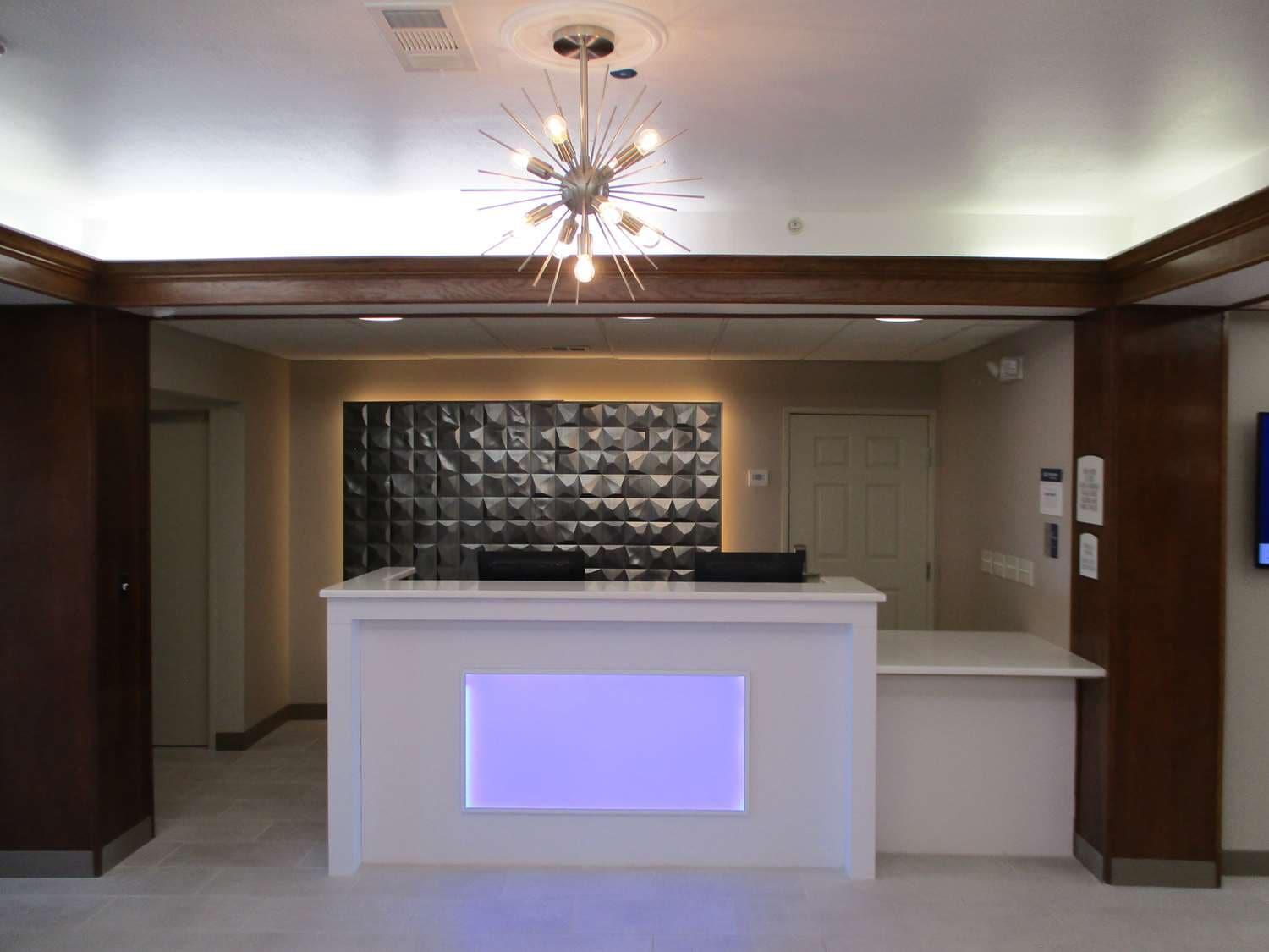 Best Western Plus Riata Браунвуд Экстерьер фото