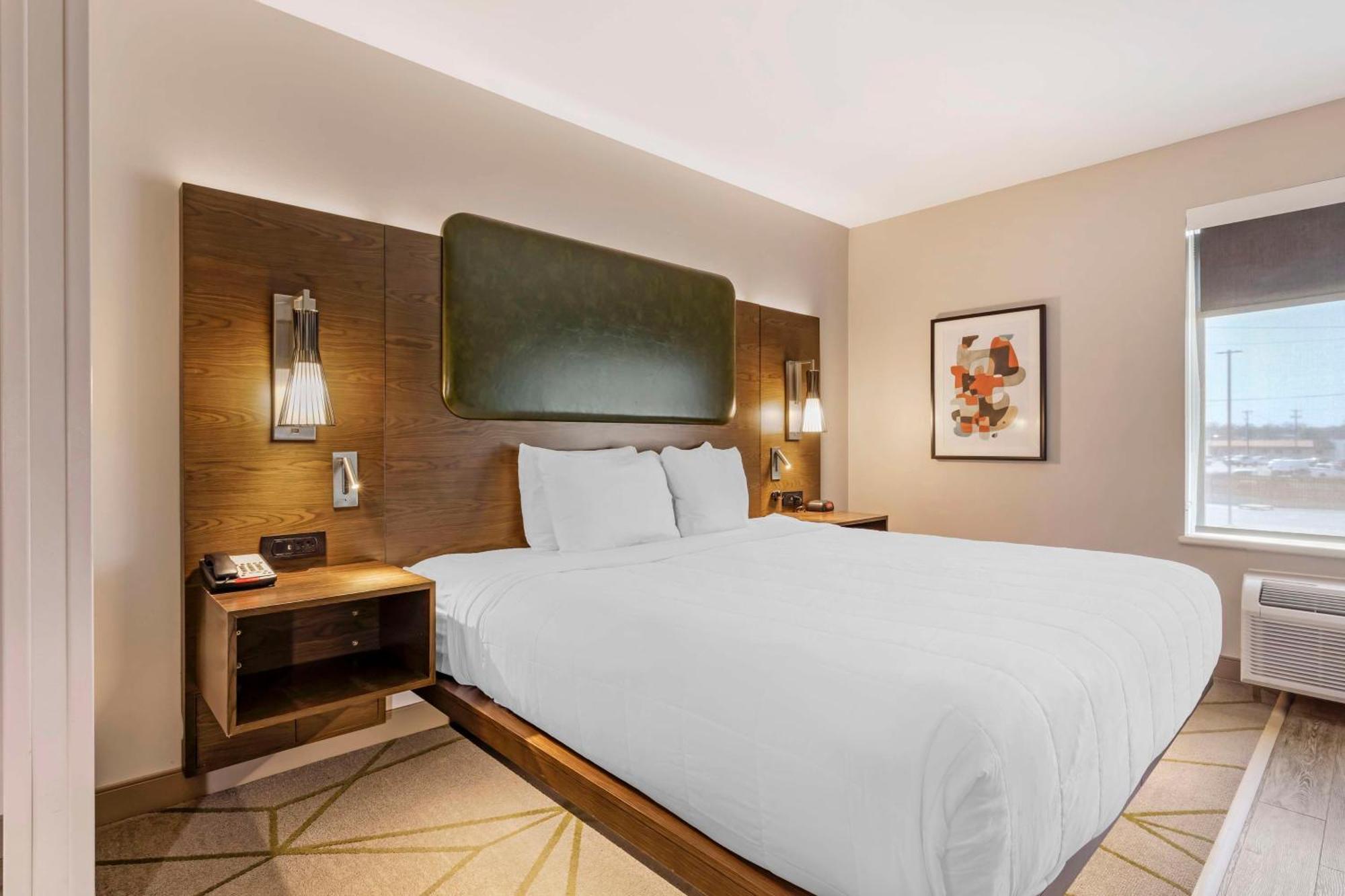 Best Western Plus Riata Браунвуд Экстерьер фото